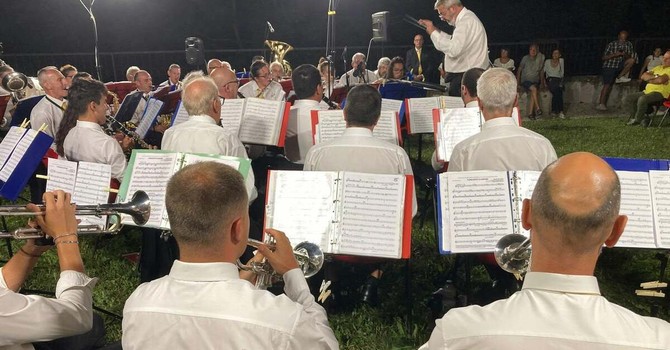 Domenica in Granda tra sagre, escursioni e concerti