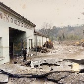 L'ex cotonificio di Clavesana dopo l'alluvione del 1994 L'ex cotonificio di Clavesana dopo l'alluvione del 1994