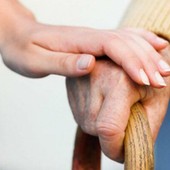 L’anziano fragile e le difficoltà del care giver, come affrontare i problemi della quotidianità senza arrendersi