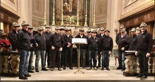 Margarita "accende" la Natività Margarita "accende" la Natività