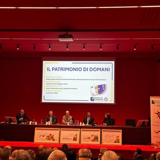 Ieri l’incontro “Patrimoni in evoluzione” nell’auditorium di Banca di Cherasco Ieri l’incontro “Patrimoni in evoluzione” nell’auditorium di Banca di Cherasco