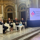 Un Campus per specializzandi, un'aula magna nella chiesa, una grande area verde e la piazza sui tetti