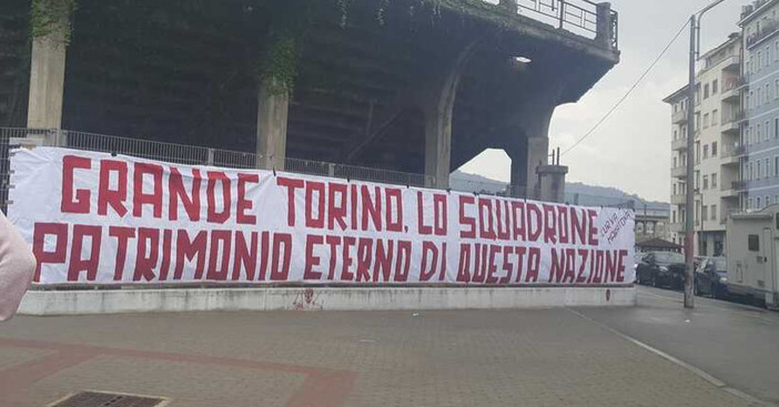 La curva Balilla dello Stadio Filadelfia, a Torino La curva Balilla dello Stadio Filadelfia, a Torino