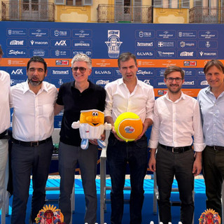 Street basket ad Alba con Estathé 3x3