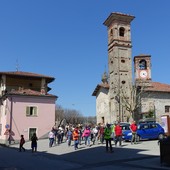 Ampia partecipazione a Niella Tanaro per la camminata "Attività fisica, Arte e Ambiente" Ampia partecipazione a Niella Tanaro per la camminata "Attività fisica, Arte e Ambiente"
