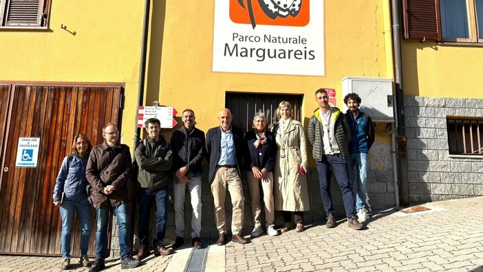 Centro della Biodiversità Vegetale: un progetto di sistema a livello locale e regionale Centro della Biodiversità Vegetale: un progetto di sistema a livello locale e regionale