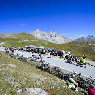I 1.500 ciclisti al colle dell’Agnello