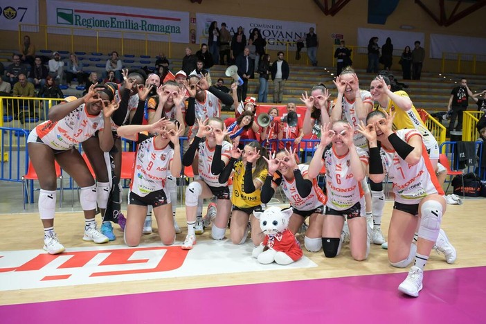 VOLLEY A1F/ Honda Cuneo Granda Volley di carattere: vittoria esterna contro San Giovanni in Marignano VOLLEY A1F/ Honda Cuneo Granda Volley di carattere: vittoria esterna contro San Giovanni in Marignano