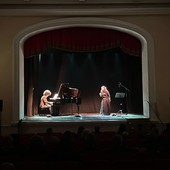 L'esibizione del duo Kairos L'esibizione del duo Kairos
