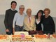 Dario Sebaste (al centro) nelle celebrazioni del 130° compleanno del colosso dolciario