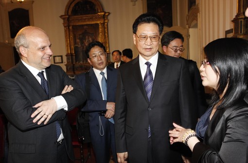 La delegazione cinese ad Alba