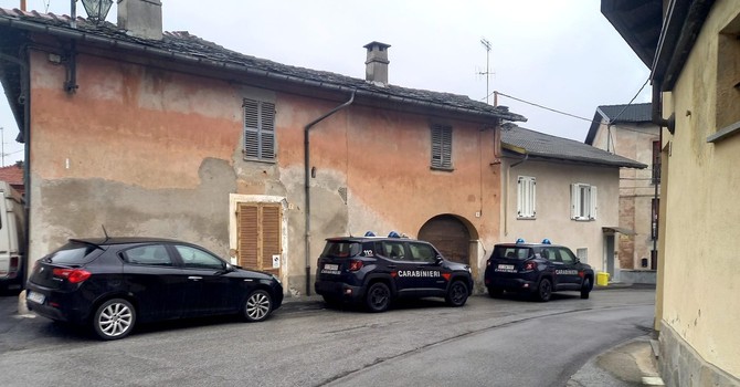 La casa di Dronero dove il 30 marzo 2022 Tolosano uccise la madre