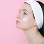 Crema con peptidi: come riconoscere una formula efficace per la pelle matura