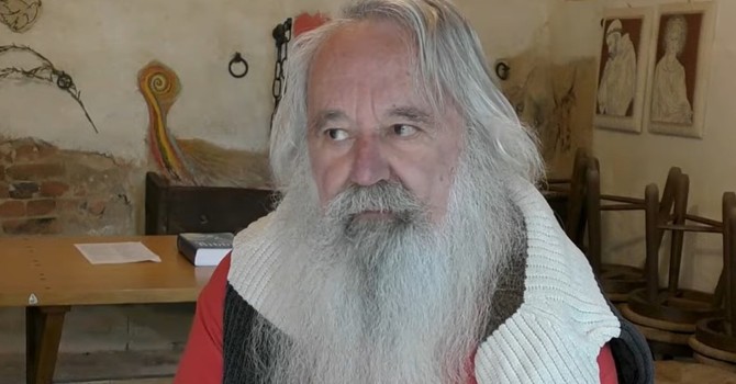 Addio a Gino Chiesa, se ne è andato il "prete operaio" Addio a Gino Chiesa, se ne è andato il "prete operaio"