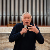 Don Ciotti a Cuneo per parlare di cura, etica e umanità nel rapporto tra chi cura e chi viene curato Don Ciotti a Cuneo per parlare di cura, etica e umanità nel rapporto tra chi cura e chi viene curato