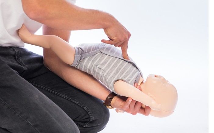 Disostruzione pediatrica, a Saluzzo e Savigliano si impara la manovra che salva la vita