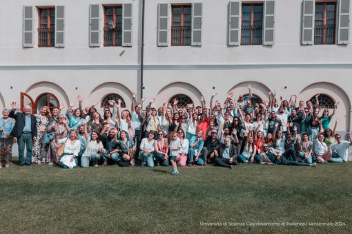 Alumni di UNISG fotografati da Aaròn Gòmez Figueroa Alumni di UNISG fotografati da Aaròn Gòmez Figueroa