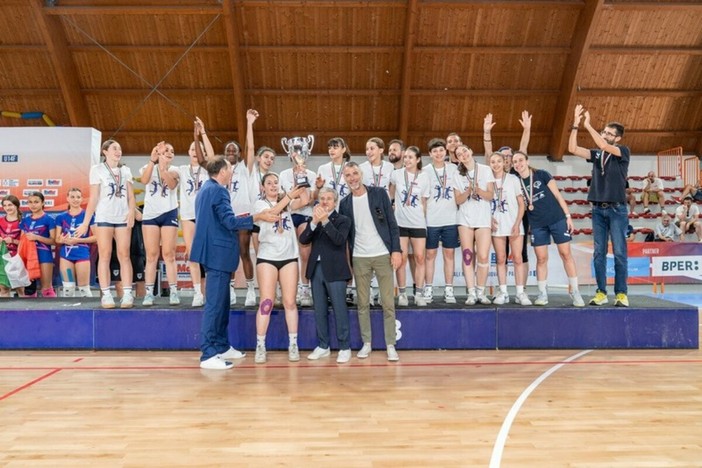 VOLLEY / La Mon.Vi. Bam Under 14 femminile tra le migliori compagini giovanili italiane VOLLEY / La Mon.Vi. Bam Under 14 femminile tra le migliori compagini giovanili italiane