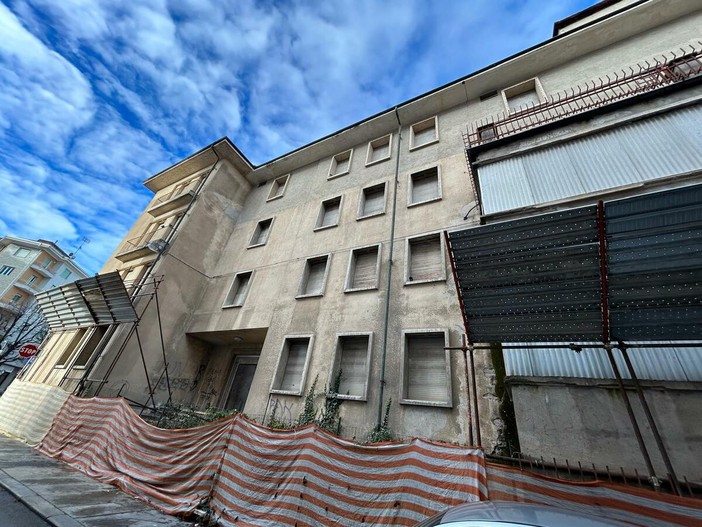 Ex Policlinico di Cuneo, Azione propone la svolta: “Diventi il Nuovo Cuore della Sanità Universitaria” Ex Policlinico di Cuneo, Azione propone la svolta: “Diventi il Nuovo Cuore della Sanità Universitaria”
