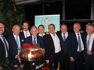 Alcuni momenti dell'evento di presentazione di prodotti tipici regionali a Roma Alcuni momenti dell'evento di presentazione di prodotti tipici regionali a Roma