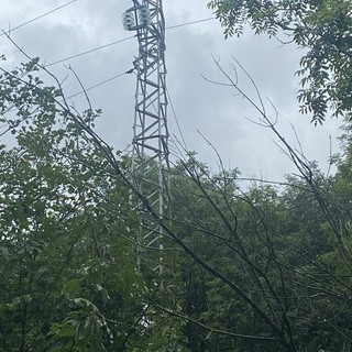 Danni da maltempo a Termee Sant'Anna di Valdieri, rirpristinate in tempi record le linee elettriche Danni da maltempo a Termee Sant'Anna di Valdieri, rirpristinate in tempi record le linee elettriche