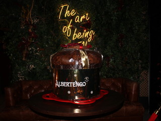 Alcuni momenti dell'evento di presentazione di prodotti tipici regionali a Roma Alcuni momenti dell'evento di presentazione di prodotti tipici regionali a Roma