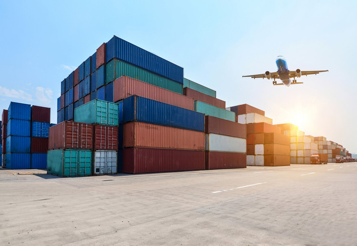 Commercio estero della Granda a due velocità: arretrano Europa e Usa, exploit in Giappone e Regno Unito Commercio estero della Granda a due velocità: arretrano Europa e Usa, exploit in Giappone e Regno Unito