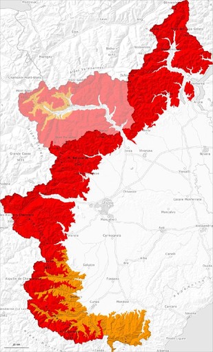 Vacanze di Pasqua con elevato rischio valanghe, l'appello alla prudenza del Soccorso Alpino e Speleologico Piemontese agli appassionati di montagna