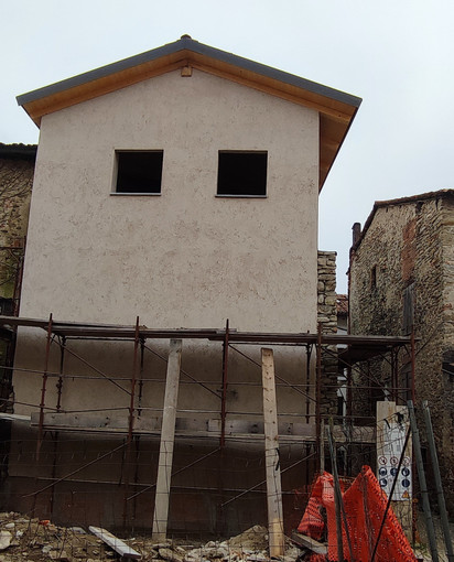 Priero, l'amministrazione recupera edificio storico in centro paese: "Una parte ospiterà la sede della Protezione civile" Priero, l'amministrazione recupera edificio storico in centro paese: "Una parte ospiterà la sede della Protezione civile"