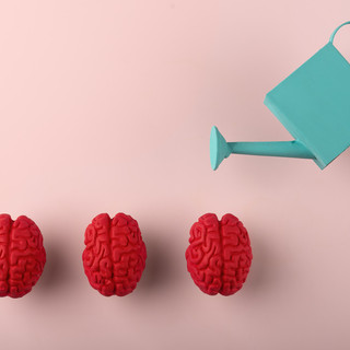 Come allenare la mente: 5 attività semplici per tenere il cervello in forma Come allenare la mente: 5 attività semplici per tenere il cervello in forma