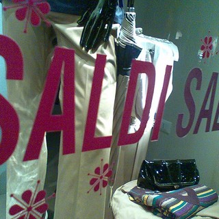 Ultimi giorni di saldi: caccia all'affare per essere sempre eleganti Ultimi giorni di saldi: caccia all'affare per essere sempre eleganti