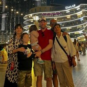 Famiglia di Madonna delle Grazie in volo verso l'Italia Famiglia di Madonna delle Grazie in volo verso l'Italia