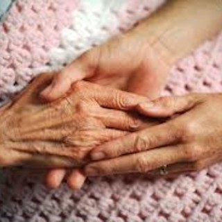 Fine Vita: anche nel cuneese l'associzione Luca Coscioni scende in piazza