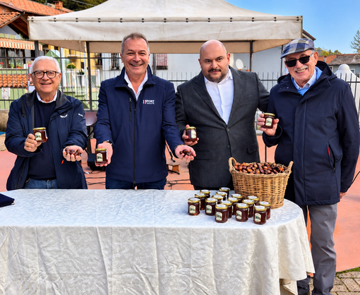 Brondello, successo per la Sagra dei Mondajè: folla per la polentata e Premio "Mondaj d'Or" Brondello, successo per la Sagra dei Mondajè: folla per la polentata e Premio "Mondaj d'Or"