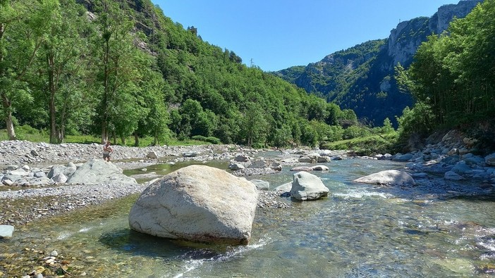 Imperia torna a guardare al Piemonte: l’acqua del Tanaro per dissetare la Riviera Imperia torna a guardare al Piemonte: l’acqua del Tanaro per dissetare la Riviera