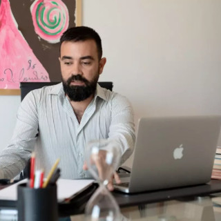 Crescita professionale e leadership: perché oggi sempre più professionisti scelgono il coaching Crescita professionale e leadership: perché oggi sempre più professionisti scelgono il coaching