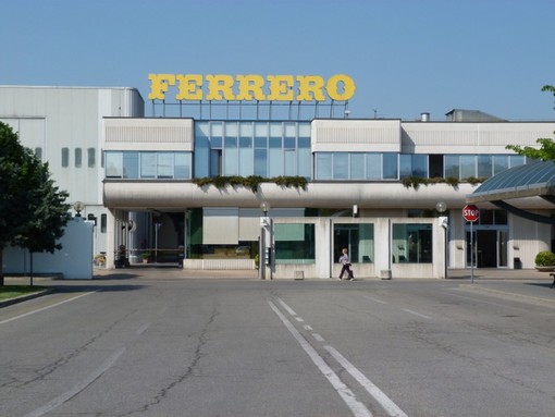 Cala del 2% il fatturato in Ferrero, ma il premio per i dipendenti è oltre i 2.000 euro: sindacati &quot;Apprezziamo le strategie messe in campo dall'azienda&quot;