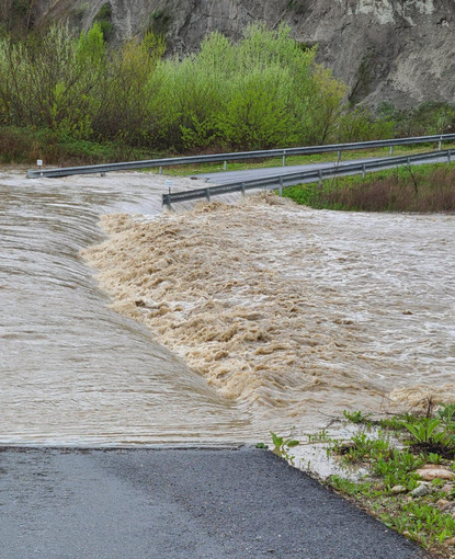 Il punto in cui il Tanaro  è straripato a Farigliano