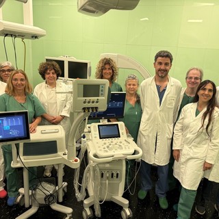 Savigliano: nuova metodica laser in anestesia locale e ipnosi