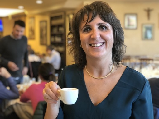 La giornalista Silvia Gullino, curatrice del Caffè Letterario braidese