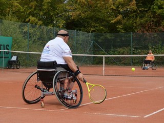 Tennis su carrozzina Tennis su carrozzina