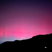 L'aurora boreale a Vernante nelle foto di Aurora Giordano, Maurizio Dalmasso, Erica Giordano e Chiara Giordano L'aurora boreale a Vernante nelle foto di Aurora Giordano, Maurizio Dalmasso, Erica Giordano e Chiara Giordano