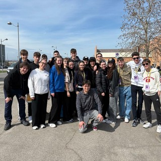 GLi studenti della 5° C delllo scientifico Bodoni alla   Scuola di Formazione per Studenti