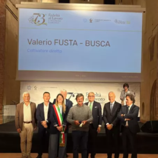 Presente alla premiazione la vicesindaca Beatrice Aimar insieme a Valerio Fusta