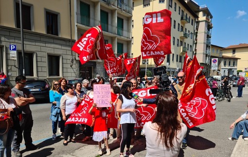 Il presidio del 29 maggio a Firenze. Foto dalla pagina facebook Filcams Cgil