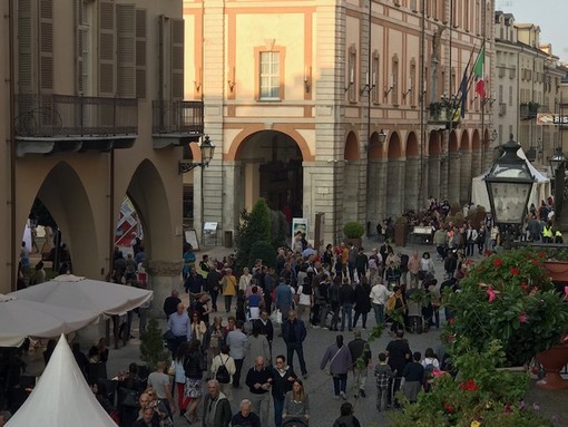 Un furto e un minore smarrito per venti minuti: è il bilancio della tre giorni di Fiera del Marrone a Cuneo