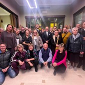 L'omaggio e il saluto dei commercianti di Cuneo al carabiniere Filippo Parlagreco L'omaggio e il saluto dei commercianti di Cuneo al carabiniere Filippo Parlagreco