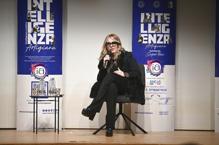 Mondovì scopre il lato oscuro della rete con la criminologa Bruzzone [VIDEO E FOTO]