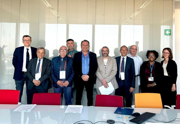 Desertificazione commerciale: “Servono azioni per rilanciare i mercati ordinari, fondamentale servizio alla collettività” Desertificazione commerciale: “Servono azioni per rilanciare i mercati ordinari, fondamentale servizio alla collettività”