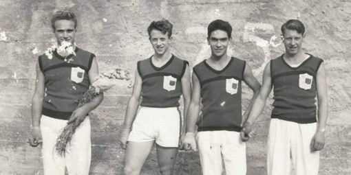 Amelio, Ascheri Motosso e Ranoisio con la maglia del Caramagna, campione d’Italia giovanile (foto lo sfweristerio.it) Amelio, Ascheri Motosso e Ranoisio con la maglia del Caramagna, campione d’Italia giovanile (foto lo sfweristerio.it)